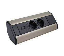 DesignLight CORNERBOX Edelstahl gebürstet, 2x SCHUKO Steckdose, 1x USB A, 1x USB C / Ecksteckdose / Mehrfachsteckdose